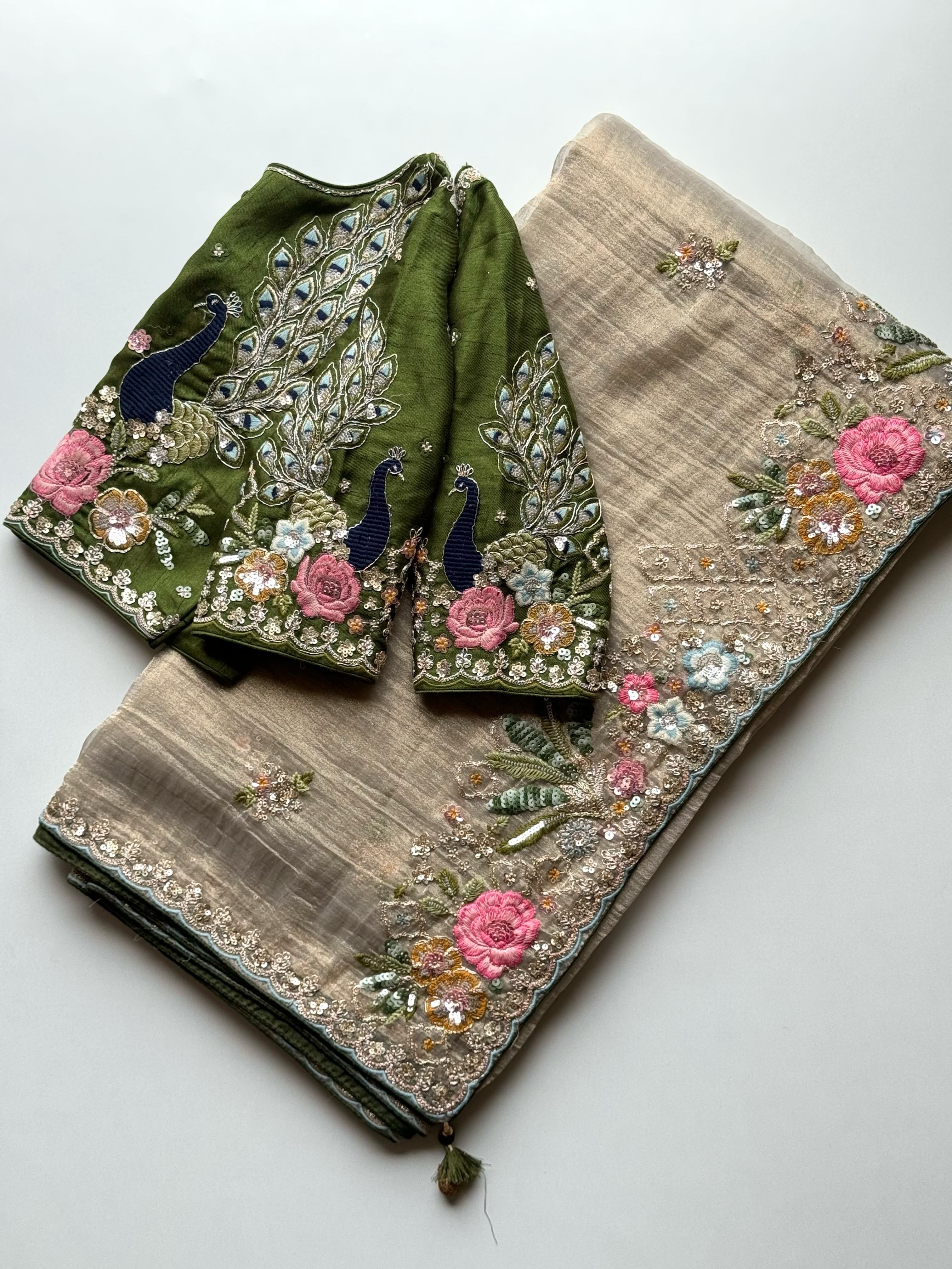 Aruna Banarasi Tissue Sare